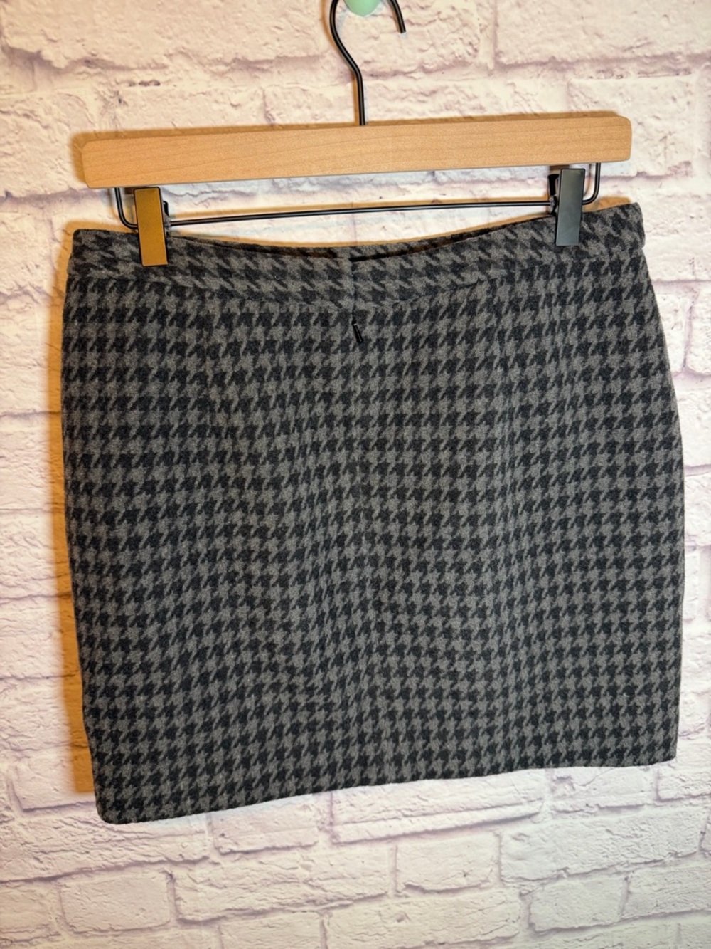 J.Crew Women's Houndstooth Wool Blend Mini Skirt Size 10 Preppy Y2K - Picture 2 of 5